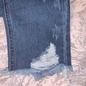Caffiene Distressed Mom Jeans